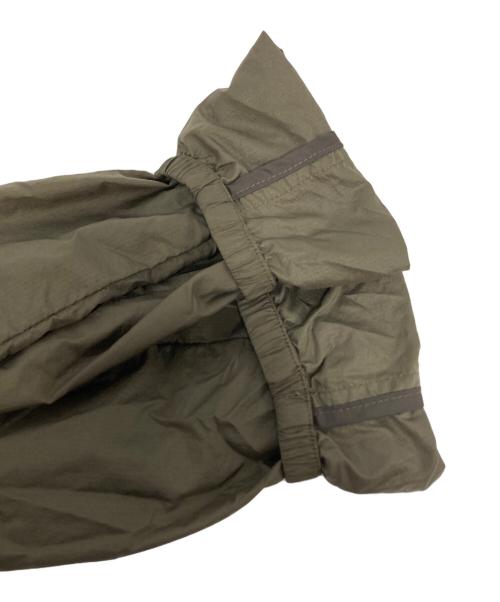 HERNO（ヘルノ）HERNO (ヘルノ) ｳｫｰﾀｰﾚﾍﾟﾚﾝﾄﾗｲﾄｳｪｲﾄﾅｲﾛﾝﾌｰﾃﾞｨｰﾌﾞﾙｿﾞﾝ//GI000486U-12686-7745 カーキ サイズ:44の古着・服飾アイテム