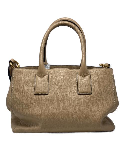 MARC JACOBS（マークジェイコブス）MARC JACOBS (マークジェイコブス) Gotham East West 2WAYバッグ / M0008898 ベージュの古着・服飾アイテム