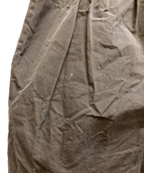 CASEY CASEY（ケーシーケーシー）CASEY CASEY (ケーシーケーシー) PLEAT PANT / 20HP180 オリーブ サイズ:Sの古着・服飾アイテム