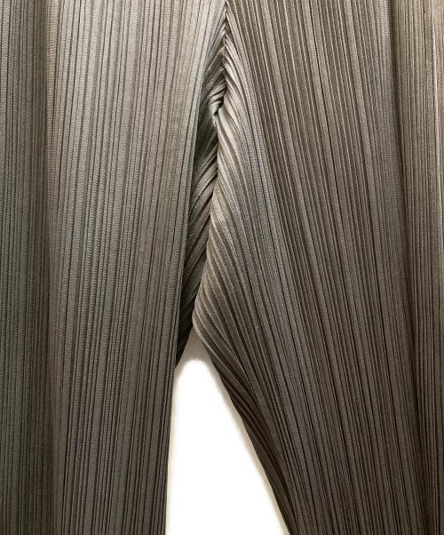 PLEATS PLEASE（プリーツプリーズ）PLEATS PLEASE (プリーツプリーズ) プリーツパンツ/PP04-JF643 グレー サイズ:2の古着・服飾アイテム