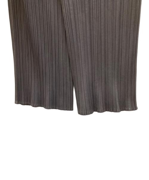 PLEATS PLEASE（プリーツプリーズ）PLEATS PLEASE (プリーツプリーズ) プリーツパンツ/PP04-JF643 グレー サイズ:2の古着・服飾アイテム