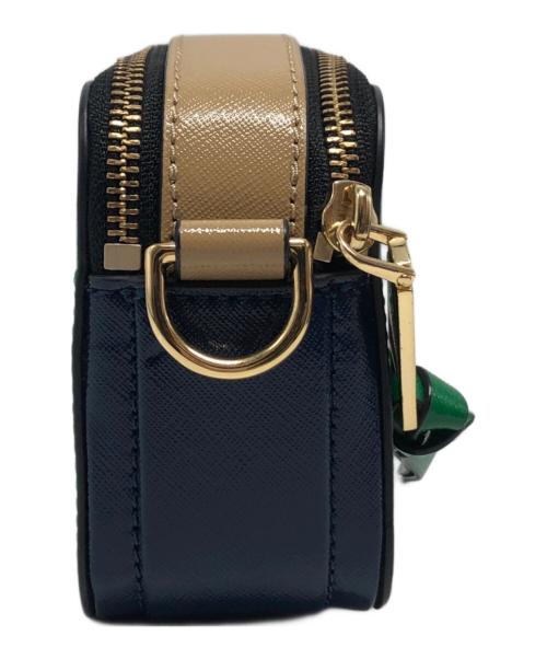 MARC JACOBS（マークジェイコブス）MARC JACOBS (マークジェイコブス) スナップショット グリーン×ベージュの古着・服飾アイテム