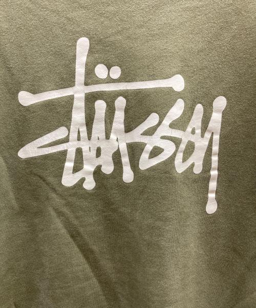 stussy（ステューシー）stussy (ステューシー) クルーネックスウェット カーキ サイズ:Mの古着・服飾アイテム