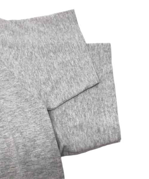 SUPREME（シュプリーム）Supreme (シュプリーム) Bedroom Tee グレー サイズ:Ⅿの古着・服飾アイテム