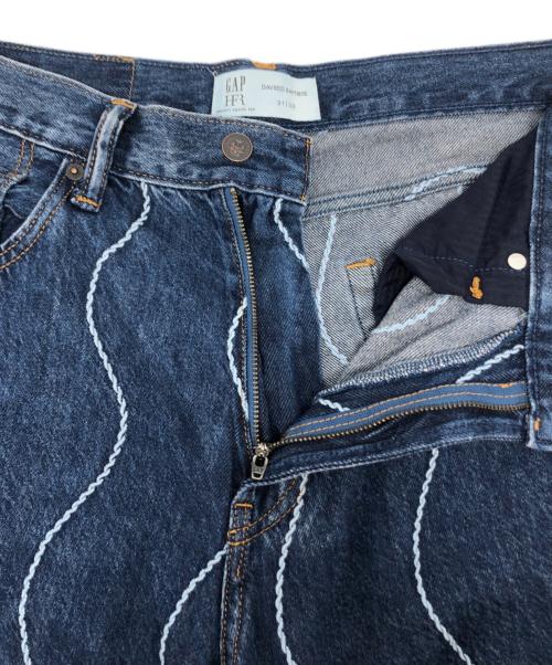GAP（ギャップ）GAP (ギャップ) Harlem's Fashion Row 刺繍デニムバギーパンツ インディゴ サイズ:78.5cm (W31)の古着・服飾アイテム