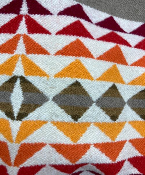 PENDLETON（ペンドルトン）PENDLETON (ペンドルトン) クルミ釦ネイティブウールジャケット ベージュ サイズ:42の古着・服飾アイテム