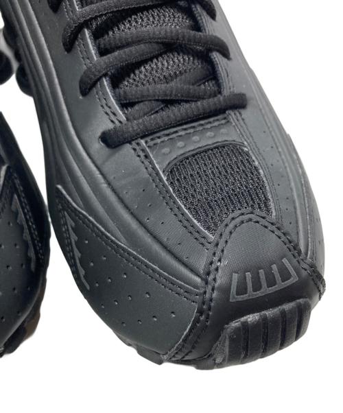 NIKE（ナイキ）NIKE (ナイキ) SHOX R4 BLACK/BLACK-BLACK-MAX ORANGE/AR3565-004 ブラック サイズ:US10.5の古着・服飾アイテム