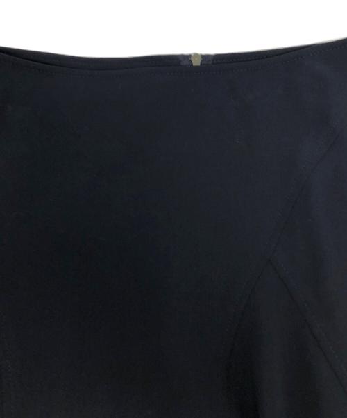 FOXEY NEWYORK（フォクシーニューヨーク）FOXEY NEWYORK (フォクシーニューヨーク) アシンメトリーゴテットスカート ネイビー サイズ:38の古着・服飾アイテム