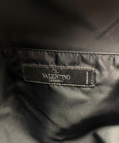 VALENTINO GARAVANI（ヴァレンティノ・ガラヴァーニ）VALENTINO GARAVANI (ヴァレンティノ・ガラヴァーニ) ウルフモチーフバックパック / BS-340NWL0 ブラックの古着・服飾アイテム