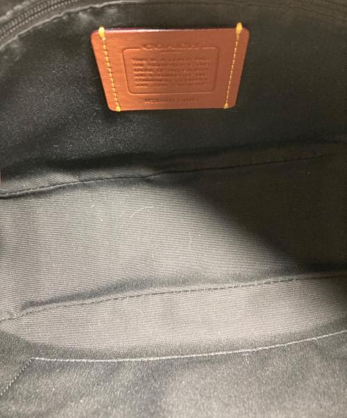 COACH（コーチ）COACH (コーチ) テリ ホーボー バッグ・グロメット/CY645 ブラック サイズ:₋の古着・服飾アイテム