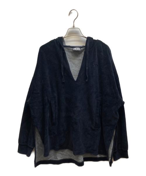 DIESEL（ディーゼル）DIESEL (ディーゼル) ROX-OUT-1 RDBEK / スリットVネックプルオーバーパーカー / A17218 グレー サイズ:XSの古着・服飾アイテム