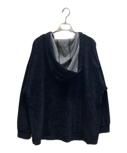 DIESEL（ディーゼル）DIESEL (ディーゼル) ROX-OUT-1 RDBEK / スリットVネックプルオーバーパーカー / A17218 グレー サイズ:XSの古着・服飾アイテム