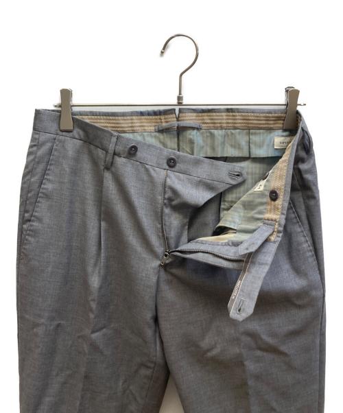 INCOTEX（インコテックス）INCOTEX (インコテックス) SLIM FIT SUPER100'sウールトロピカルソリッド1プリーツテーパードパンツ / 002X1 グレー サイズ:44の古着・服飾アイテム