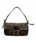 FENDI（フェンディ）の古着「ズッカ柄ショルダーバッグ」｜ブラウン