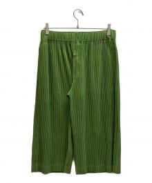 HOMME PLISSE ISSEY MIYAKE（オム プリッセ イッセイ ミヤケ）の古着「プリーツハーフパンツ / HP08-JF113」｜グリーン
