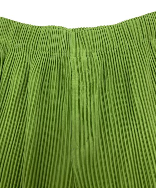 HOMME PLISSE ISSEY MIYAKE（オム プリッセ イッセイ ミヤケ）HOMME PLISSE ISSEY MIYAKE (オム プリッセ イッセイ ミヤケ) プリーツハーフパンツ / HP08-JF113 グリーン サイズ:2の古着・服飾アイテム