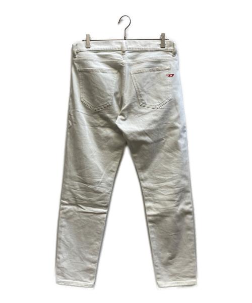 DIESEL（ディーゼル）DIESEL (ディーゼル) 2019D-STRUKT / A03558 09F26 ホワイト サイズ:W32の古着・服飾アイテム