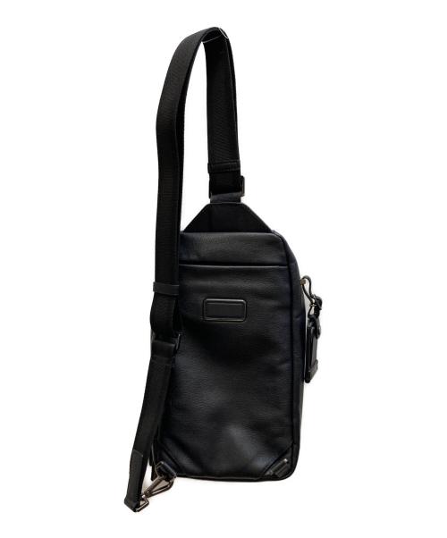 TUMI（トゥミ）TUMI (トゥミ) グレゴリースリングボディーバッグ / 6302035DP ブラック サイズ:₋の古着・服飾アイテム