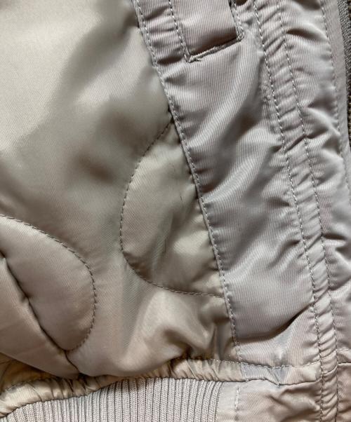 ANDER HUNK（アンダーハンク）ANDER HUNK (アンダーハンク) Faded N2B Flight Jacket/AH093010BW グレー サイズ:Mの古着・服飾アイテム