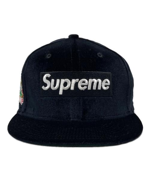 New Era（ニューエラ）New Era (ニューエラ) Supreme (シュプリーム) ベロアボックスロゴキャップ ブラック サイズ:7 1/2 59.6cmの古着・服飾アイテム