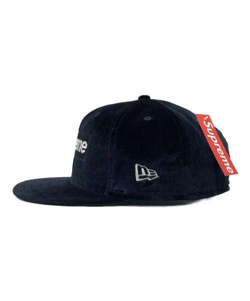 New Era（ニューエラ）New Era (ニューエラ) Supreme (シュプリーム) ベロアボックスロゴキャップ ブラック サイズ:7 1/2 59.6cmの古着・服飾アイテム