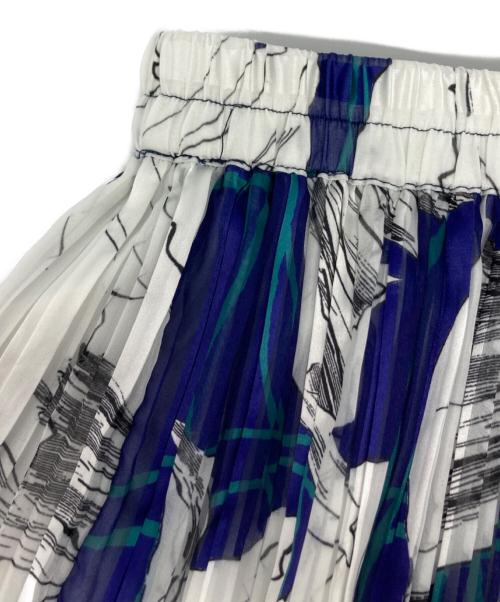 Sov.（ソブ）Sov. (ソブ) フラワーシフォンサテンティアードスカート/0302-351-241A ブルー サイズ:36の古着・服飾アイテム