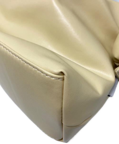 olend（オレンド）OLEND (オレンド) MINIONA SOFT BAG / ESB66828823 イエローの古着・服飾アイテム