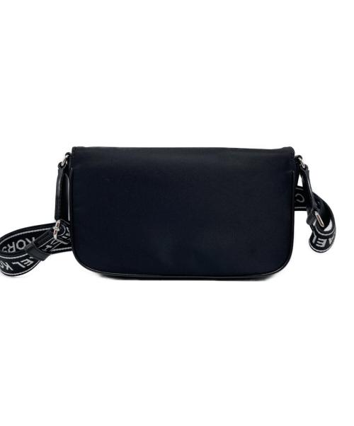 MICHAEL KORS（マイケルコース）MICHAEL KORS (マイケルコース) KHAI(カイ)ミディアムナイロンメッセンジャーバッグ / 35T5S5FM6C ブラックの古着・服飾アイテム