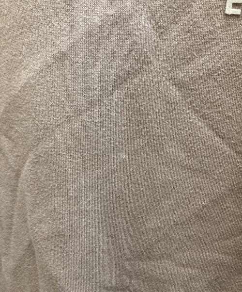 FOG ESSENTIALS（フィアオブゴッド エッセンシャル）FOG ESSENTIALS (フィアオブゴッド エッセンシャル) ロゴスウェット アイボリー サイズ:XXLの古着・服飾アイテム