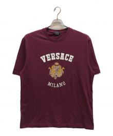 VERSACE（ヴェルサーチェ）の古着「ロゴＴシャツ / 105170 1A03467」｜レッド