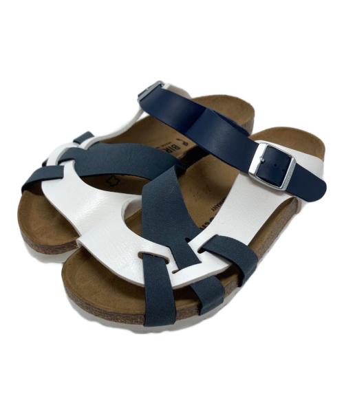 BIRKENSTOCK（ビルケンシュトック）BIRKENSTOCK (ビルケンシュトック) Pisa BS サンダル ホワイト×ネイビー サイズ:24㎝の古着・服飾アイテム