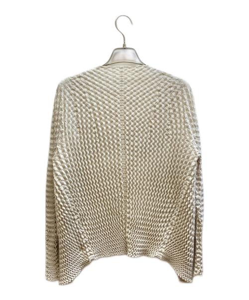 ISSEY MIYAKE（イッセイミヤケ）ISSEY MIYAKE (イッセイミヤケ) プリーツカーディガン / IM12KO768 ベージュ サイズ:2の古着・服飾アイテム