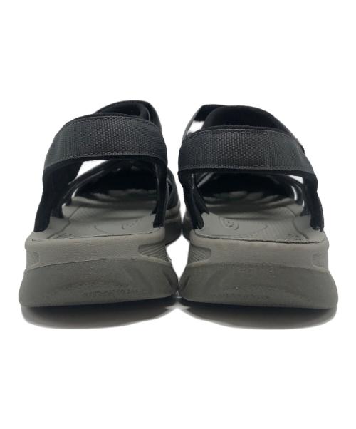 KEEN（キーン）KEEN (キーン) ローズ サンダル / 1029110 グレー サイズ:US8.5の古着・服飾アイテム