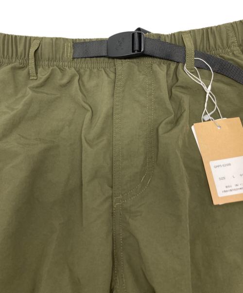 GRAMICCI（グラミチ）GRAMICCI (グラミチ) LOWERCASE (ロウワーケース) 別注NYLON TRACK PANT オリーブ サイズ:L 未使用品の古着・服飾アイテム