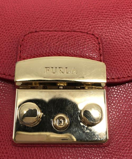 FURLA（フルラ）FURLA (フルラ) メトロポリスショルダーバッグ レッドの古着・服飾アイテム
