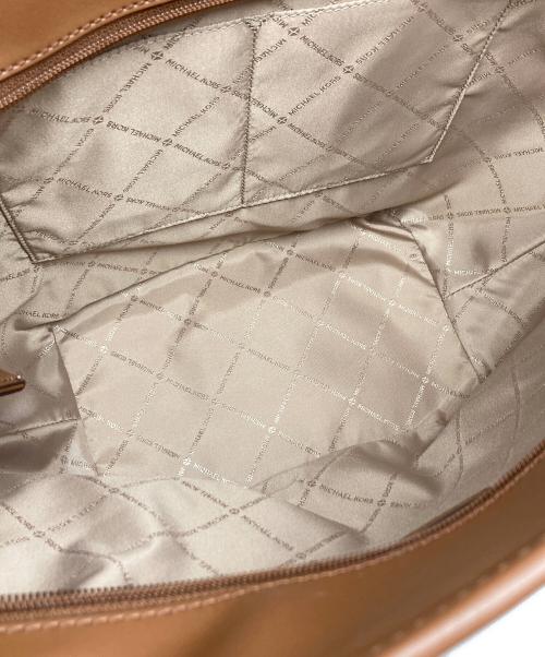 MICHAEL KORS（マイケルコース）MICHAEL KORS (マイケルコース) トップジップ トート ラージ ベージュ×ブラウンの古着・服飾アイテム