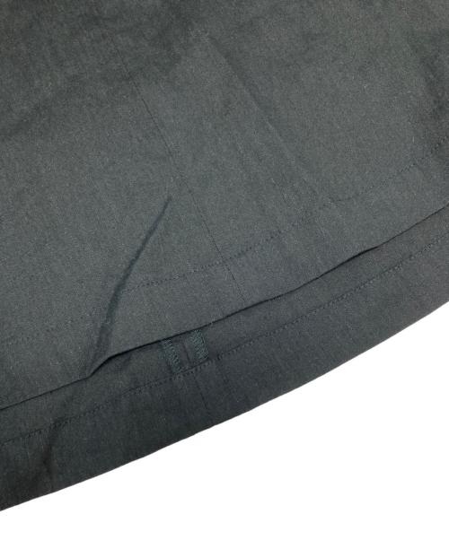 BEARDSLEY（ビアズリー）BEARDSLEY (ビアズリー) リネン混Ｕネックフレアベスト ブラック サイズ:FREEの古着・服飾アイテム