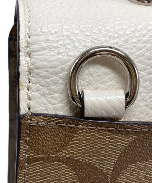 COACH（コーチ）COACH (コーチ) DISNEY (ディズニー) ダンボシグネチャーミックスティリーショルダーバッグ / 91120 ベージュの古着・服飾アイテム