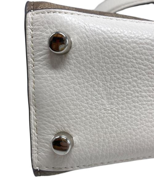 COACH（コーチ）COACH (コーチ) DISNEY (ディズニー) ダンボシグネチャーミックスティリーショルダーバッグ / 91120 ベージュの古着・服飾アイテム