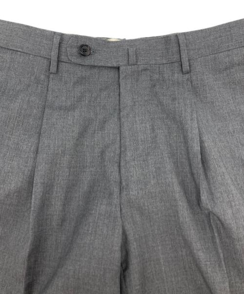 Brilla per il gusto（ブリッラ ペル イルグースト）Brilla per il gusto (ブリッラ ペル イルグースト) LORO PIANA FABRIC 1プリーツ スラックス /  24-23-0819-015 グレー サイズ:44の古着・服飾アイテム