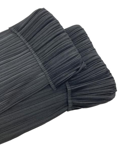 PLEATS PLEASE（プリーツプリーズ）PLEATS PLEASE (プリーツプリーズ) ストレートプリーツパンツ / PP55JF111/3 ブラック サイズ:-の古着・服飾アイテム
