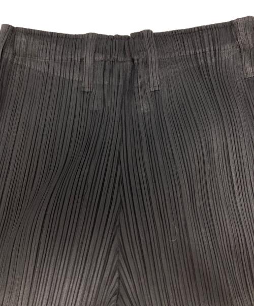 PLEATS PLEASE（プリーツプリーズ）PLEATS PLEASE (プリーツプリーズ) 裾プルタブデザイン加工プリーツパンツ / PP83-JF723 ブラック サイズ:2の古着・服飾アイテム