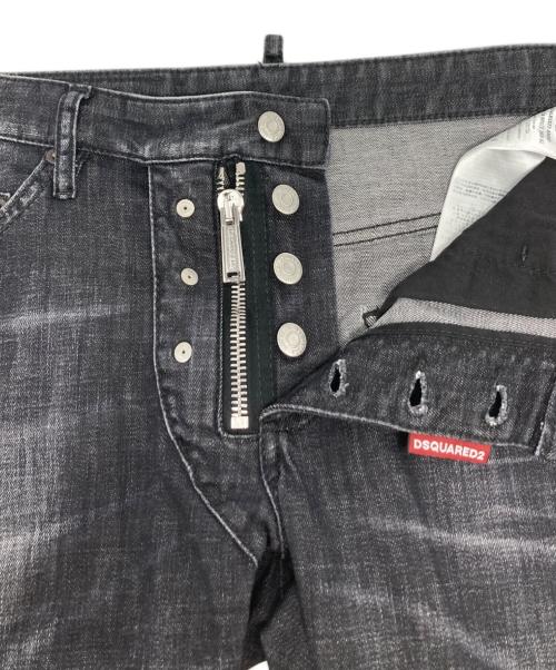 DSQUARED2（ディースクエアード）DSQUARED2 (ディースクエアード) EASY BLACK WASH SEXY TWIST JEAN ブラック サイズ:48の古着・服飾アイテム