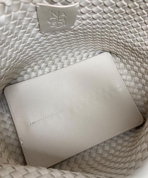 NAGHEDI（ナゲディ）NAGHEDI (ナゲディ) St Barths Small Tote ベージュの古着・服飾アイテム