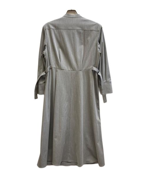23区（ニジュウサンク）23区 (ニジュウサンク) ライトクロス ワンピース/opwsgs0210 グレー サイズ:32の古着・服飾アイテム