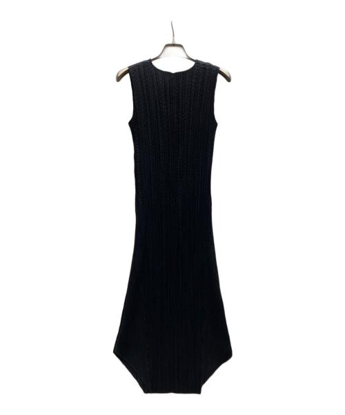 ISSEY MIYAKE（イッセイミヤケ）ISSEY MIYAKE (イッセイミヤケ) ノースリーブワンピース / IM41FH115 ブラック サイズ:2の古着・服飾アイテム