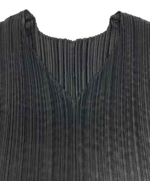ISSEY MIYAKE（イッセイミヤケ）ISSEY MIYAKE (イッセイミヤケ) ノースリーブワンピース / IM41FH115 ブラック サイズ:2の古着・服飾アイテム