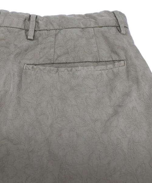 INCOTEX（インコテックス）INCOTEX (インコテックス) フラワージャカードショートパンツ / 1AW199 ベージュ サイズ:46の古着・服飾アイテム