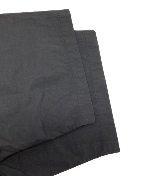 COMME des GARCONS HOMME（コムデギャルソン オム）COMME des GARCONS HOMME (コムデギャルソン オム) ナイロンタッサー シャツ / HQ-B021 ブラック サイズ:L 未使用品の古着・服飾アイテム