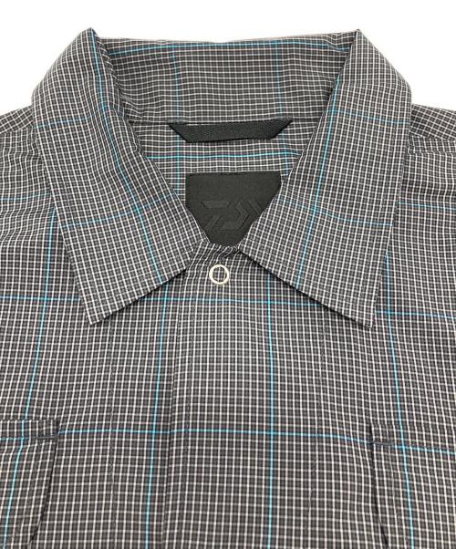 DAIWA PIER39（ダイワ ピア39）DAIWA PIER39 (ダイワ ピア39) TECH MULTI FISHING POCKET SHIRT グレー サイズ:XLの古着・服飾アイテム